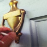 door knocker