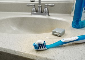 The authors recommended that people with severe mental illness should be given help with oral hygiene.