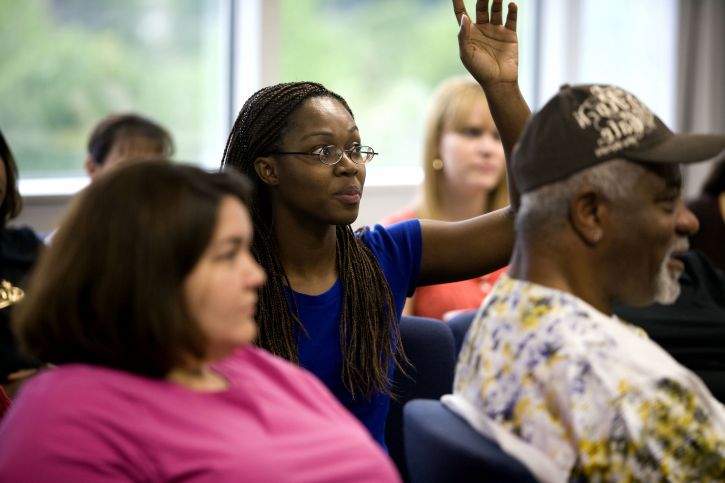 It is disappointing that the authors were unable to draw out any findings relating to race or gender, as this would have shed some light on particular concerns and difficulties experienced by these groups.