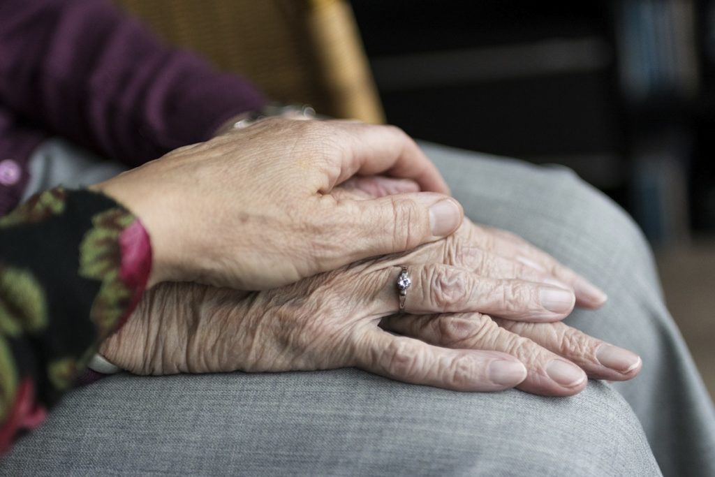 As Alzheimer’s disease progresses and people approach institutionalisation, the economic impacts of care continue to rise and are increasingly concentrated on social care and unpaid care.