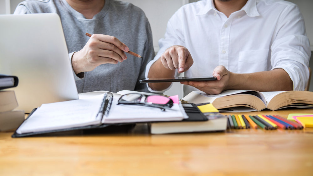 According to this research, structured lesson observation programmes have no benefits above existing programmes of peer observation.