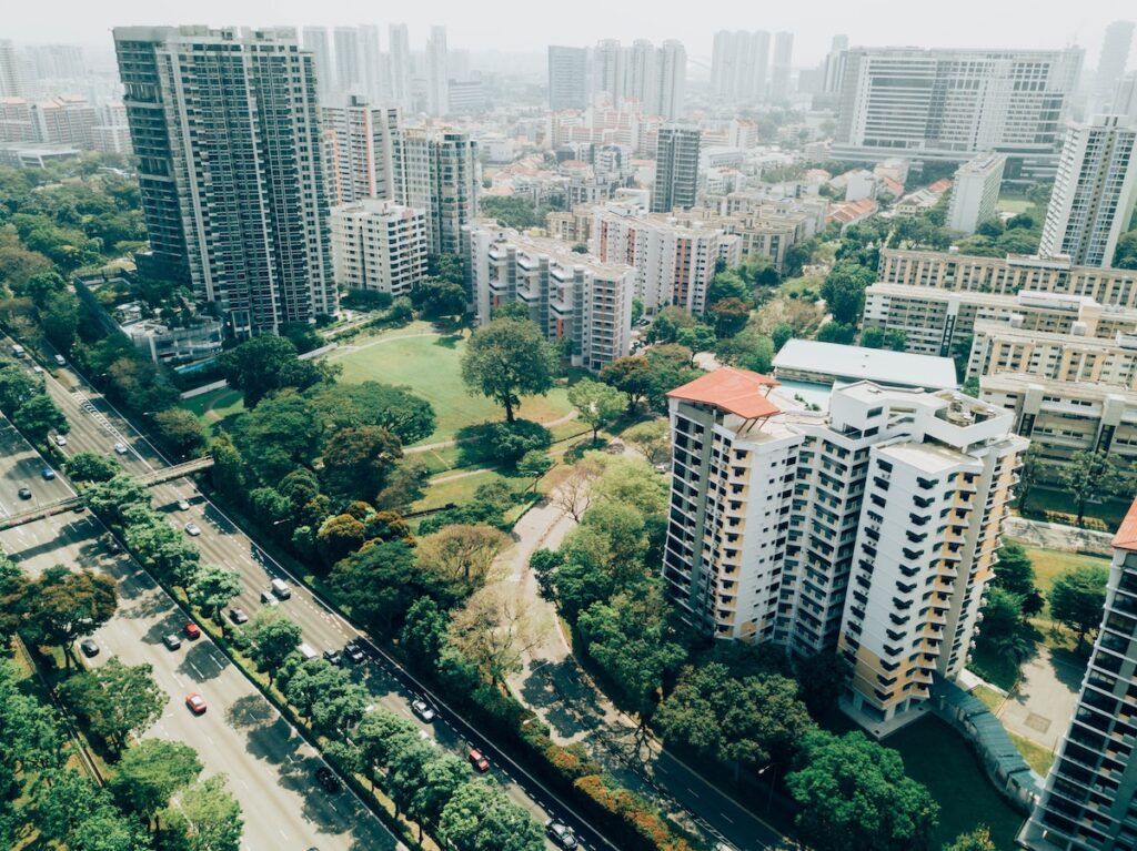 Green spaces were linked to mental health benefits in urban European communities.