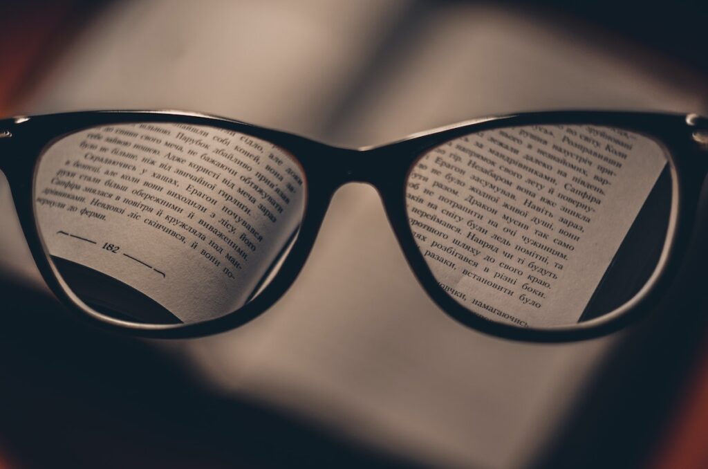 The study examines an important topic, however the authors didn't take into account the impact of antipsychotics and they adopt predictive, causal, and correlate-based language, which interferes with the interpretation of the results.