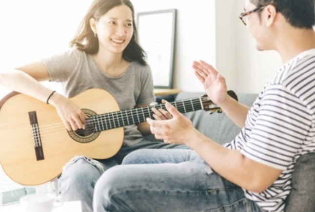 The key difference between music therapy and music medicine is the presence of a trained music therapist.