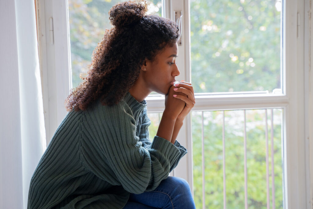 Throughout the various stages of accessing mental health care for psychosis, such as inpatient unit admission and being prescribed medication, this study suggests clear inequalities between the way White British and Black Caribbean individuals are treated. Black Caribbean people experience feelings of disempowerment and lack of support.