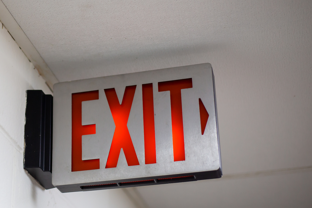 This study indicated that people often do not receive a psychosocial assessment because they leave the emergency department early. Reasons for this included long-waiting times, feeling anxious, not having visible self-harm, perceptions of the act and intention to self-harm again.