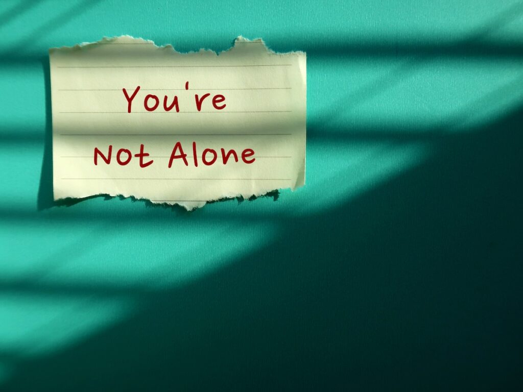 The integration of peer worker support in the development and sharing of psychiatric advanced directives show promising outcomes in the reduction of coercive practices.