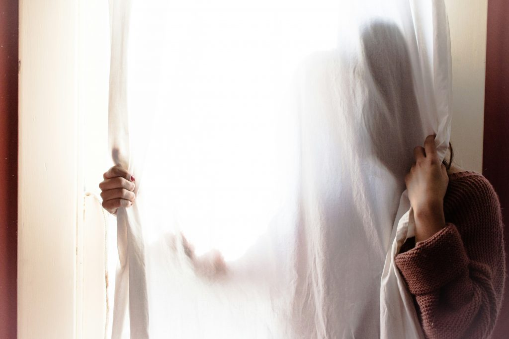 In this study, shame fully mediated the relationship between anxiety and hairpulling severity in adolescents, but only partially mediated the relationship between depression and hairpulling severity.