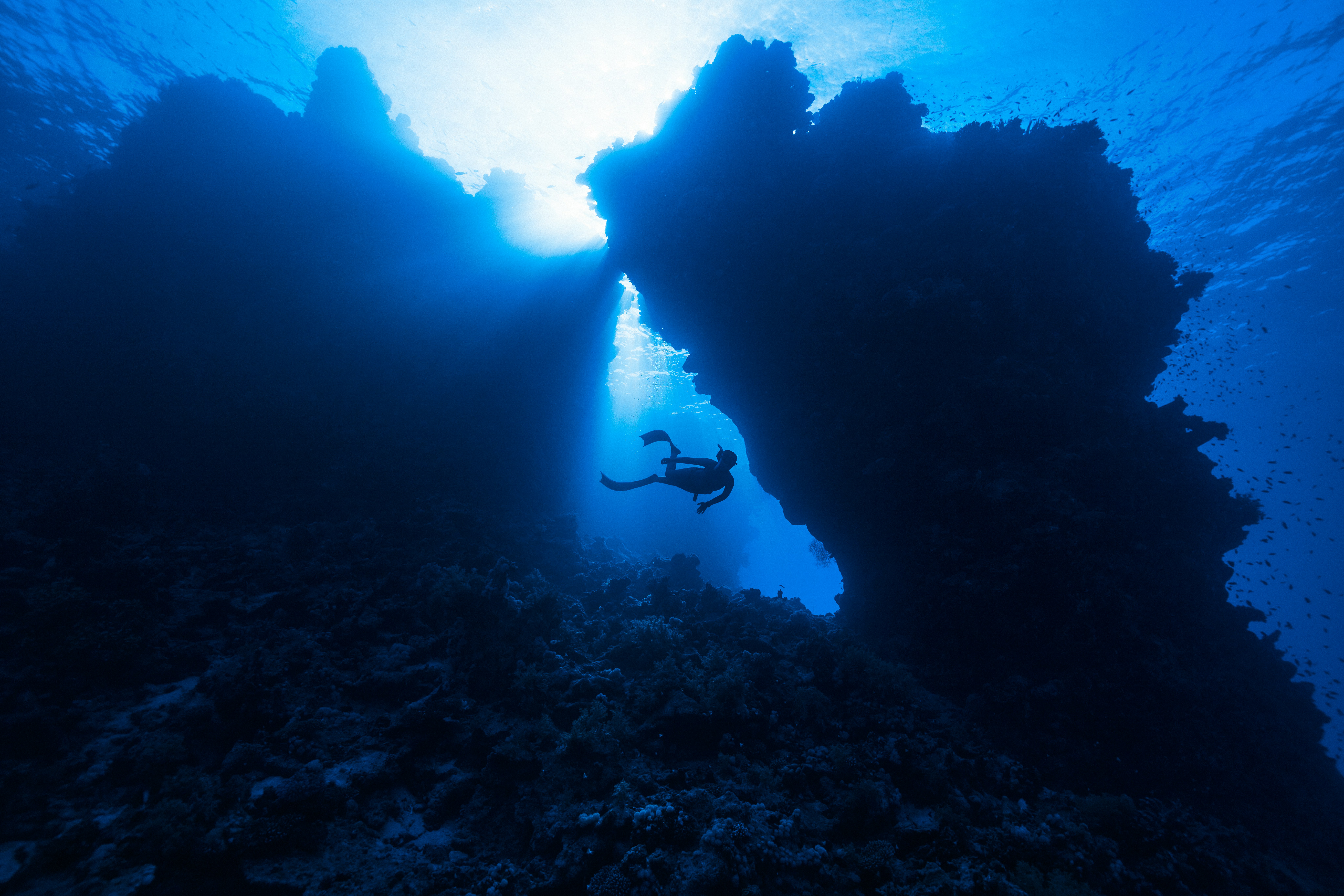 Deep sea diving