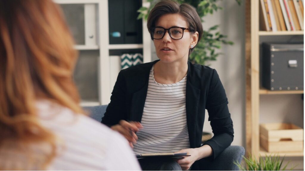 Therapist self-disclosure of mental health struggles is contested, and this study uses identity leadership theory to examine whether disclosing recovered experience helps therapists seem more like a model the client can aspire to.